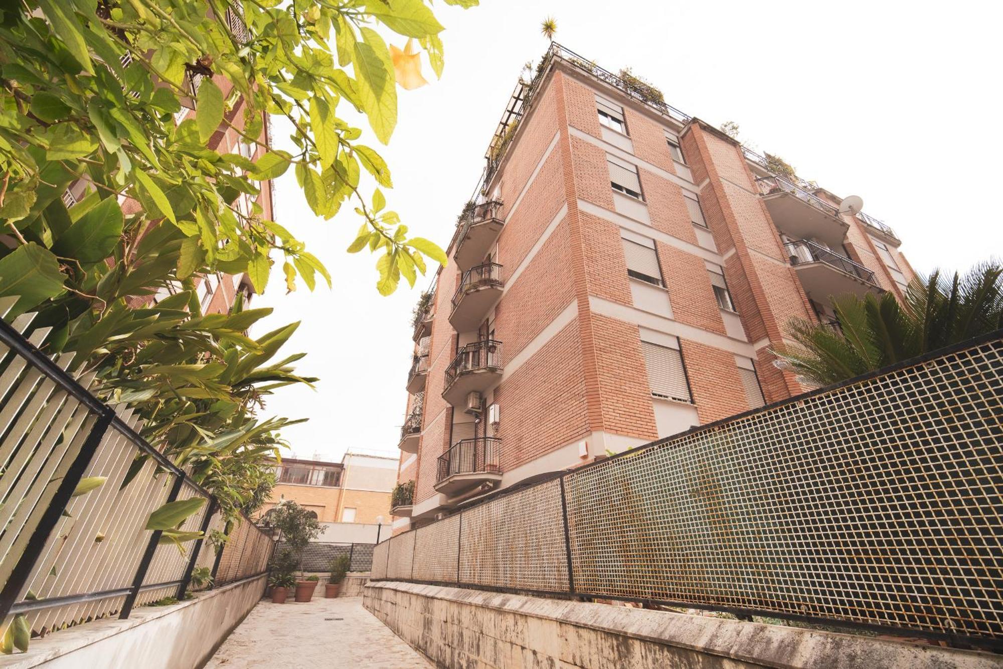 Hill Buddyrent's Apartment Rom